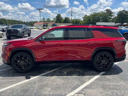 New 2026 Chevrolet Traverse RS w/ LPO, Floor Liner Package FWD image 29