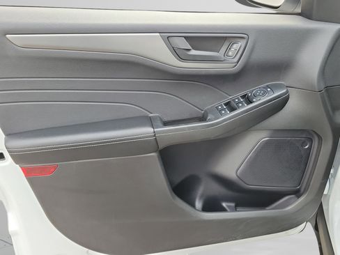 Certified 2024 Ford Escape Active image 5