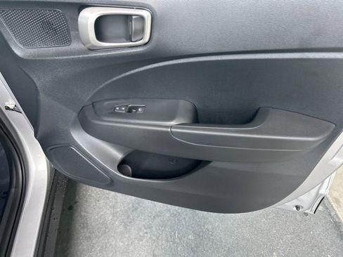 New 2026 Hyundai Venue SE image 32