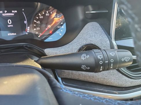 Certified 2022 Jeep Compass Latitude image 29