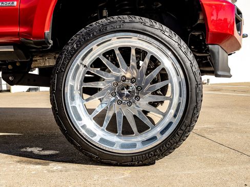 Used 2021 Ford F250 Platinum w/ FX4 Off-Road Package image 11