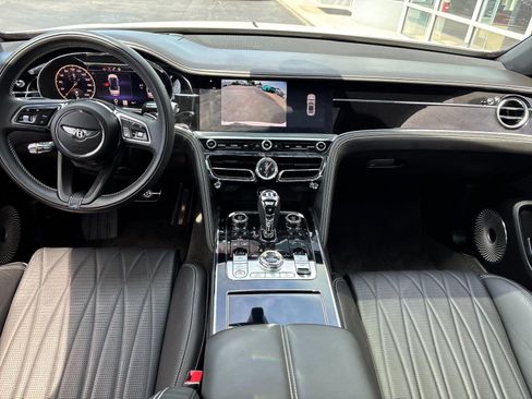 Used 2021 Bentley Flying Spur W12 AWD/4WD image 4