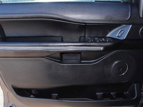 Certified 2019 Ford Expedition XLT w/ Equipment Group 201A image 15