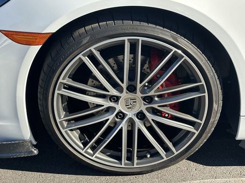 Used 2024 Porsche 718 Boxster S image 13