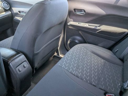 Certified 2023 Nissan Kicks SV FWD image 27