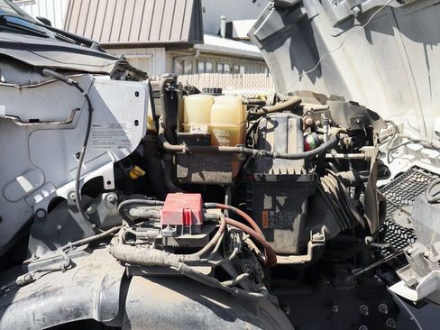 Used 2019 Ford F650 2WD Regular Cab Super Duty image 11