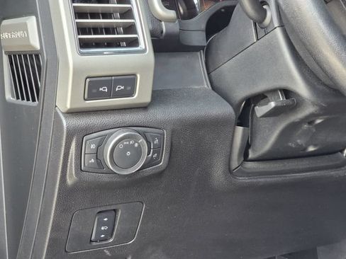 Used 2017 Ford F250 Lariat w/ Chrome Package AWD/4WD image 20