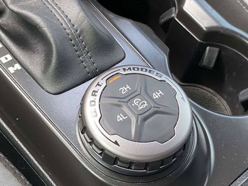Certified 2024 Ford Bronco Black Diamond AWD/4WD image 16