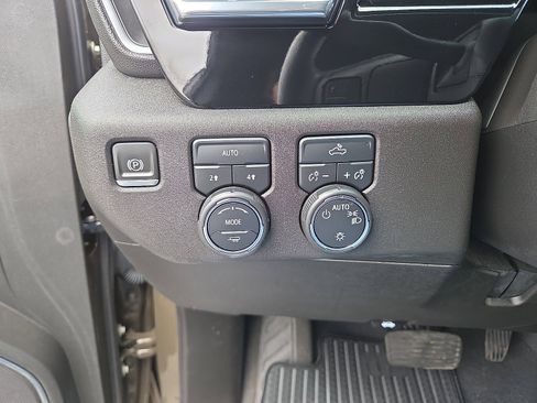 Certified 2023 Chevrolet Silverado 1500 LT image 29