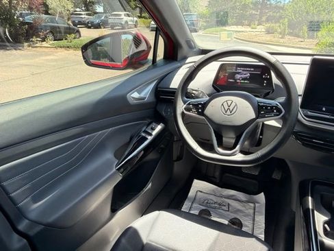 Certified 2024 Volkswagen ID.4 Pro S AWD/4WD image 16