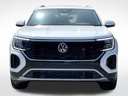 New 2026 Volkswagen Atlas Cross Sport SE
