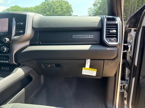 New 2026 RAM 2500 Big Horn AWD/4WD image 26