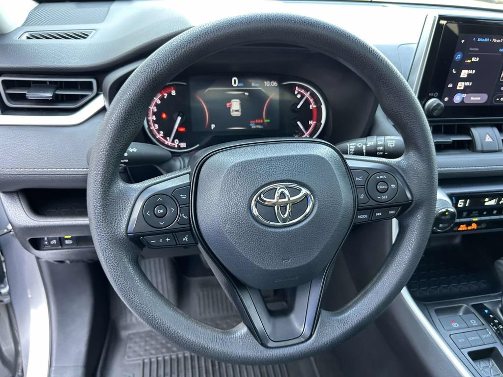 Used 2023 Toyota RAV4 XLE w/ Convenience Package FWD image 13