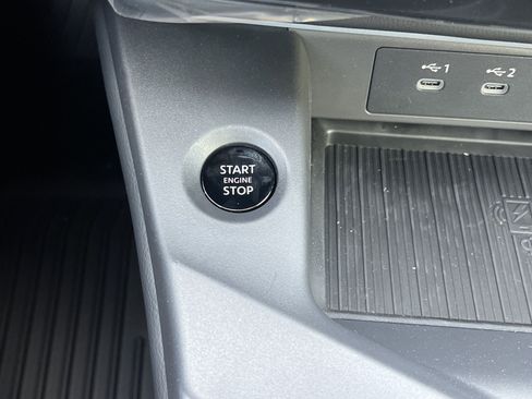 New 2026 Nissan Sentra SV w/ SV Convenience Package FWD image 6