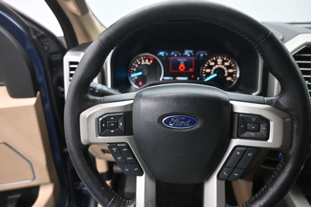 Used 2016 Ford F150 Lariat w/ Equipment Group 502A Luxury AWD/4WD image 6