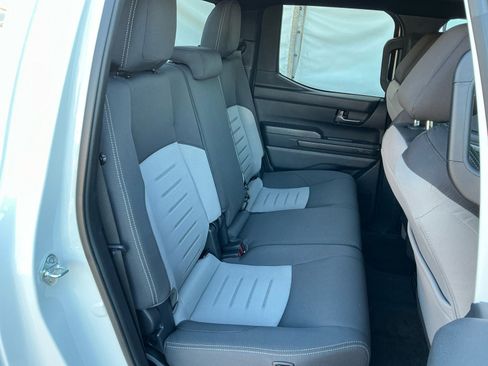 Certified 2025 Toyota Tacoma TRD Sport image 18