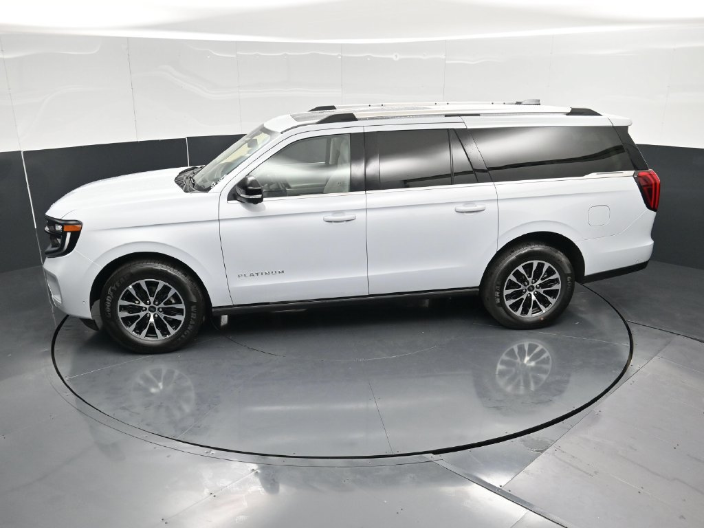 Used 2025 Ford Expedition Max Platinum AWD/4WD image 54