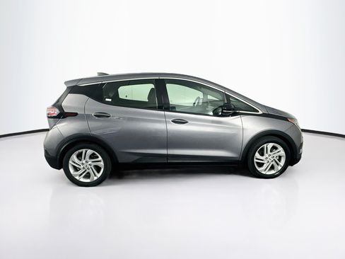 Used 2023 Chevrolet Bolt LT FWD image 10