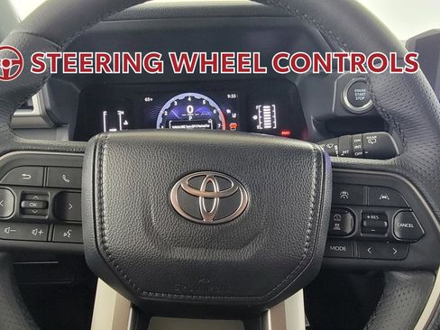 New 2026 Toyota 4Runner SR5 AWD/4WD image 14