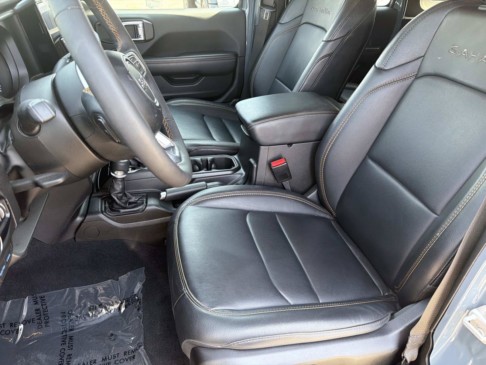 Used 2024 Jeep Wrangler Unlimited Sahara w/ Technology Group AWD/4WD image 20