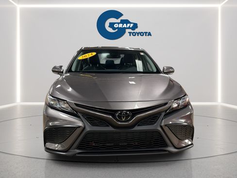 Used 2024 Toyota Camry SE w/ Cold Weather Package FWD image 2