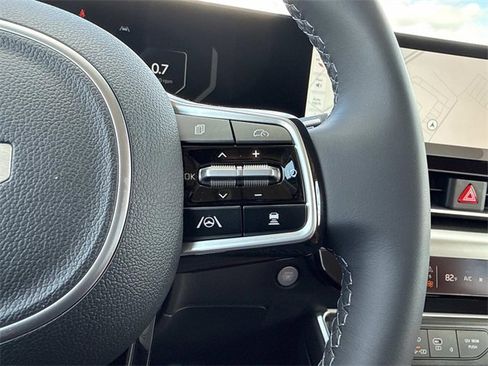 New 2026 Kia Carnival SX image 25