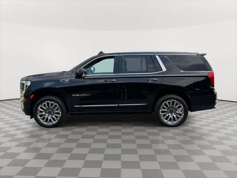 Used 2023 GMC Yukon Denali Ultimate AWD/4WD image 4