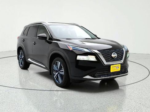Used 2021 Nissan Rogue Platinum AWD/4WD image 1