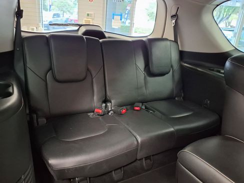Used 2023 INFINITI QX80 Luxe w/ Cargo Package RWD image 17