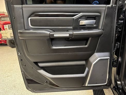 Used 2019 RAM 2500 Laramie AWD/4WD image 37
