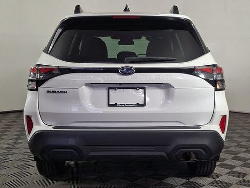 Used 2026 Subaru Forester Premium AWD/4WD image 8
