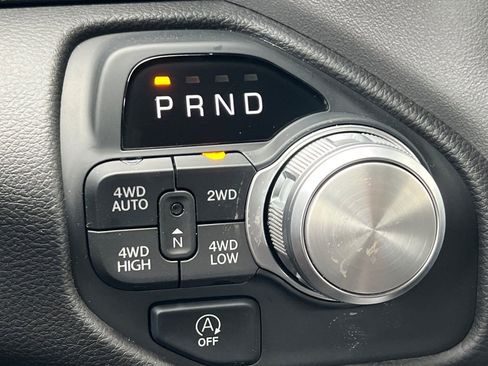 New 2025 RAM 1500 Laramie w/ Trailer Tow Group AWD/4WD image 22