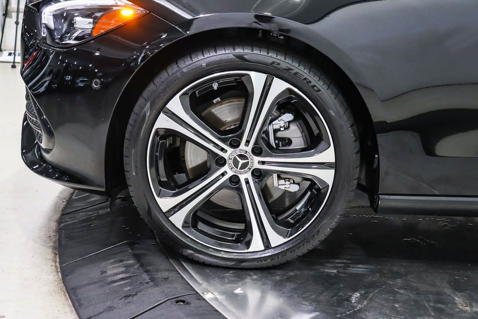 Certified 2024 Mercedes-Benz C 300 Sedan image 9