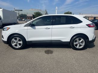 Used 2022 Ford Edge SE image 1