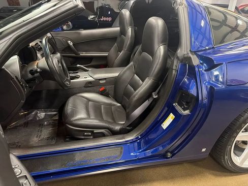 Used 2006 Chevrolet Corvette Coupe RWD image 13