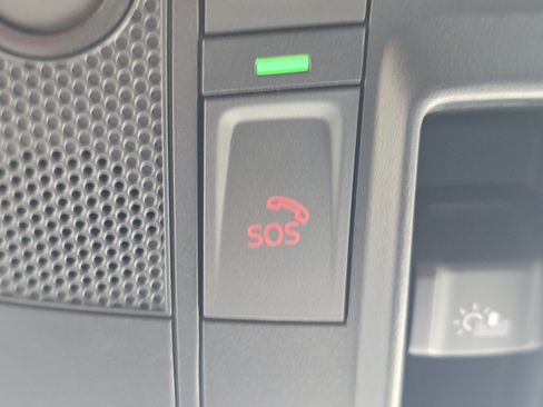 Certified 2025 Audi Q3 2.0T Premium w/ Convenience Package image 28