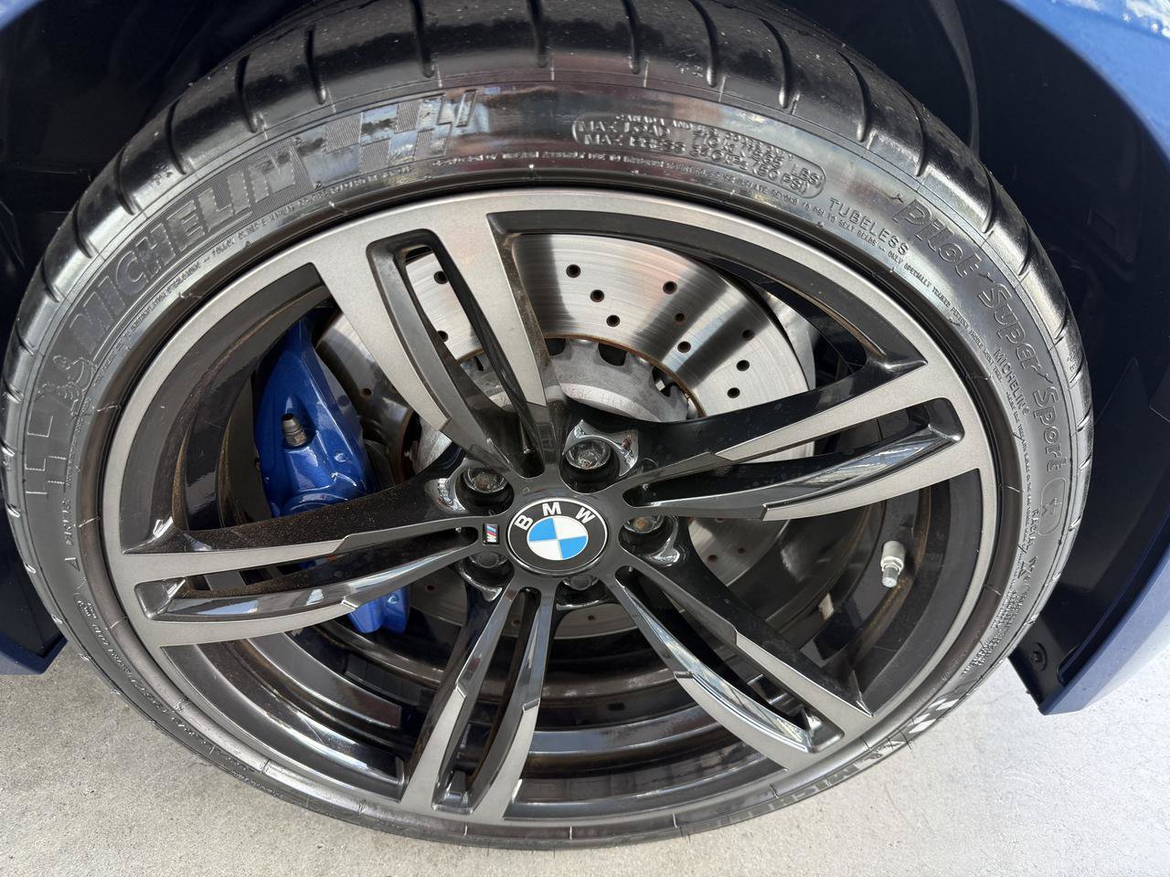 Used 2018 BMW M3 w/ Competition Package RWD image 45