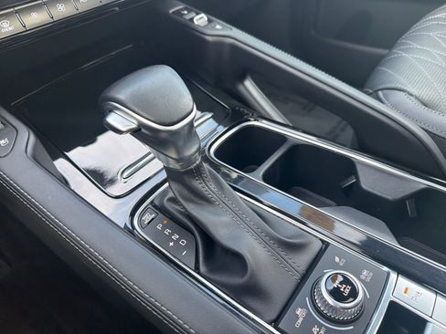 Used 2024 Kia Telluride EX X-Line AWD/4WD image 30