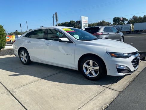 Used 2020 Chevrolet Malibu LS w/ Driver Confidence Package II image 10