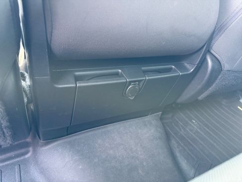Used 2014 Toyota Tundra SR AWD/4WD image 32