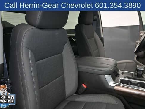 Used 2023 Chevrolet Silverado 1500 RST AWD/4WD image 17