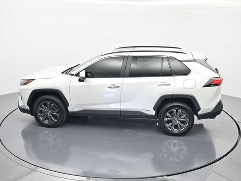 Used 2024 Toyota RAV4 Limited AWD/4WD image 36