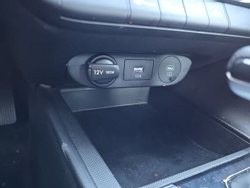 Used 2024 Hyundai Elantra SEL image 24