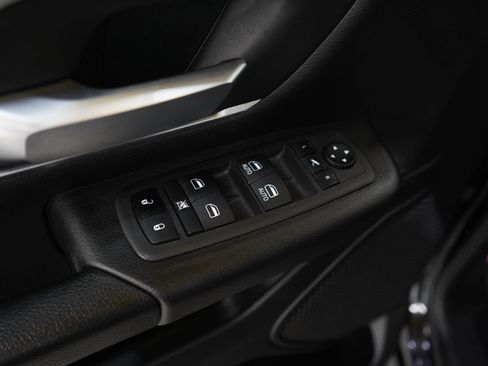 Used 2022 RAM 1500 Big Horn AWD/4WD image 19