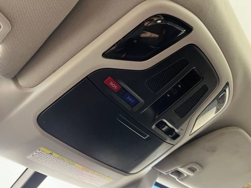 Used 2021 Subaru Outback Limited image 26