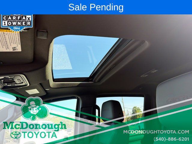 Used 2025 GMC Sierra 3500 AT4 w/ AT4 Premium Plus Package AWD/4WD image 11