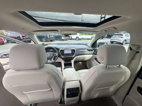 Used 2023 GMC Acadia Denali AWD/4WD image 21