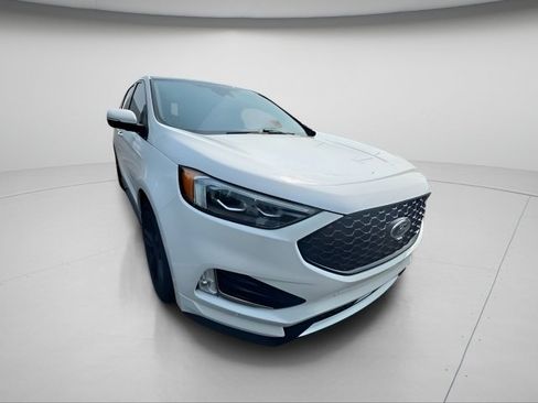 Used 2020 Ford Edge ST w/ Equipment Group 401A AWD/4WD image 5
