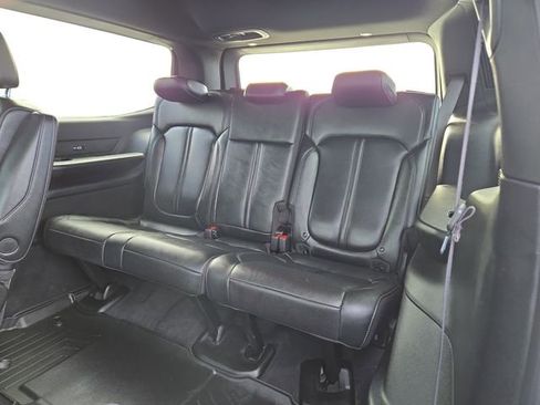 Used 2022 Jeep Wagoneer Series III w/ Flexible Seating Group image 14