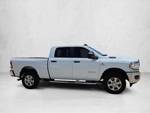 Used 2024 RAM 2500 Big Horn w/ Off Road Package AWD/4WD image 4